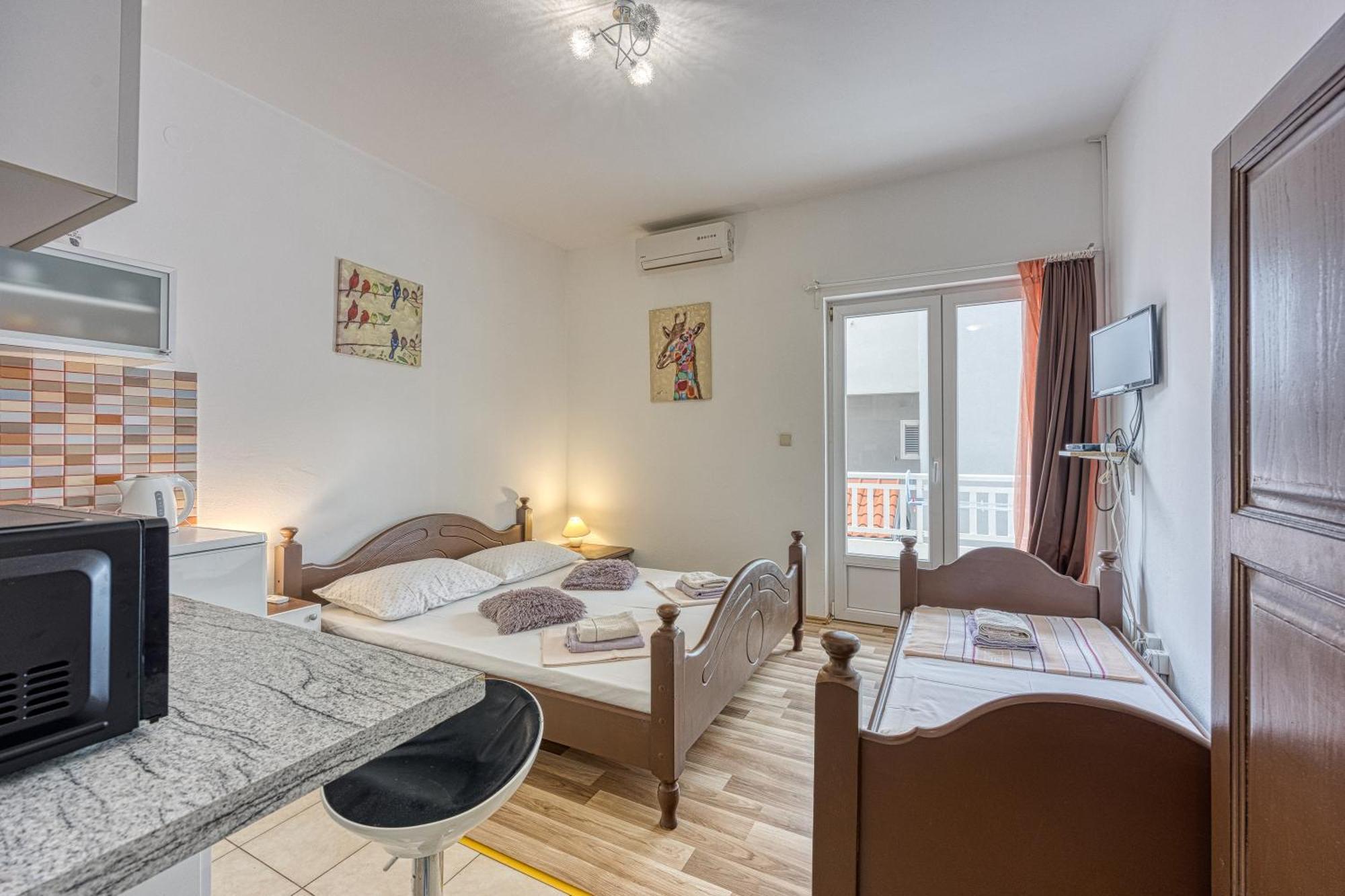 Studio Apartmani Ivanda Makarska Ngoại thất bức ảnh