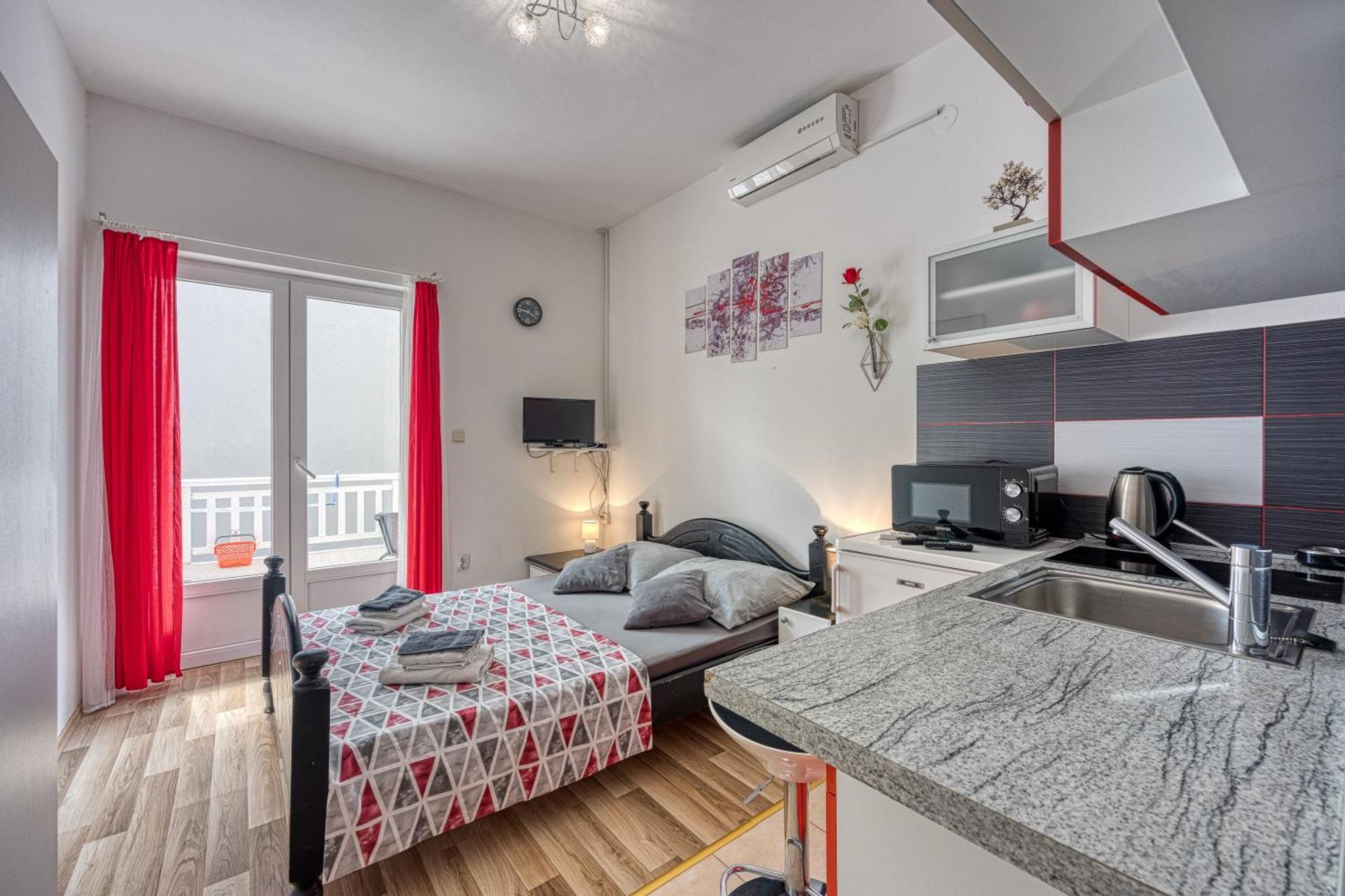 Studio Apartmani Ivanda Makarska Ngoại thất bức ảnh