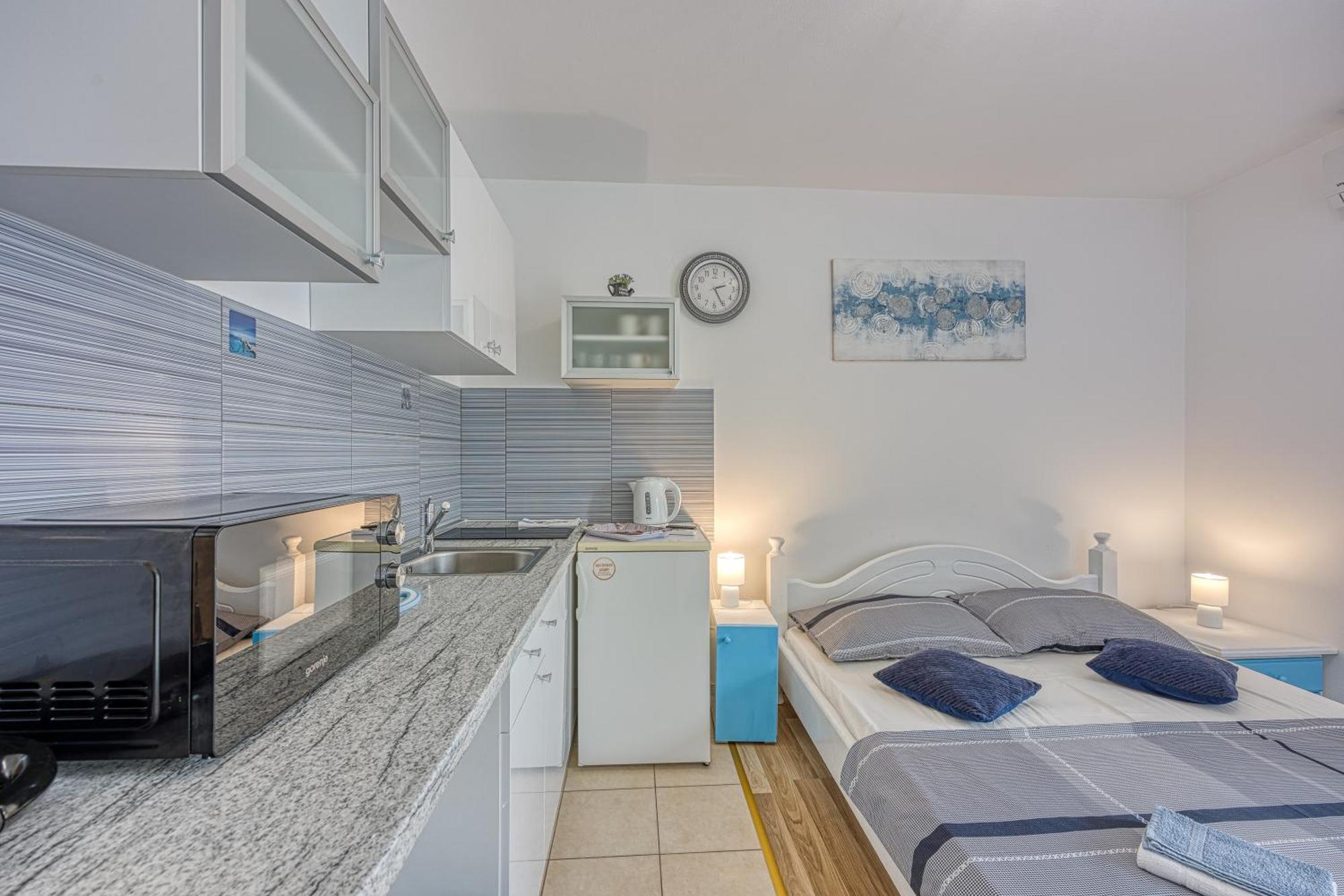 Studio Apartmani Ivanda Makarska Ngoại thất bức ảnh