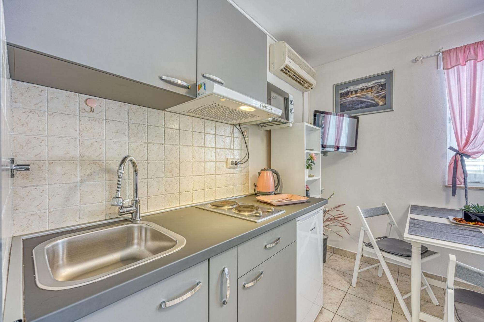 Studio Apartmani Ivanda Makarska Ngoại thất bức ảnh