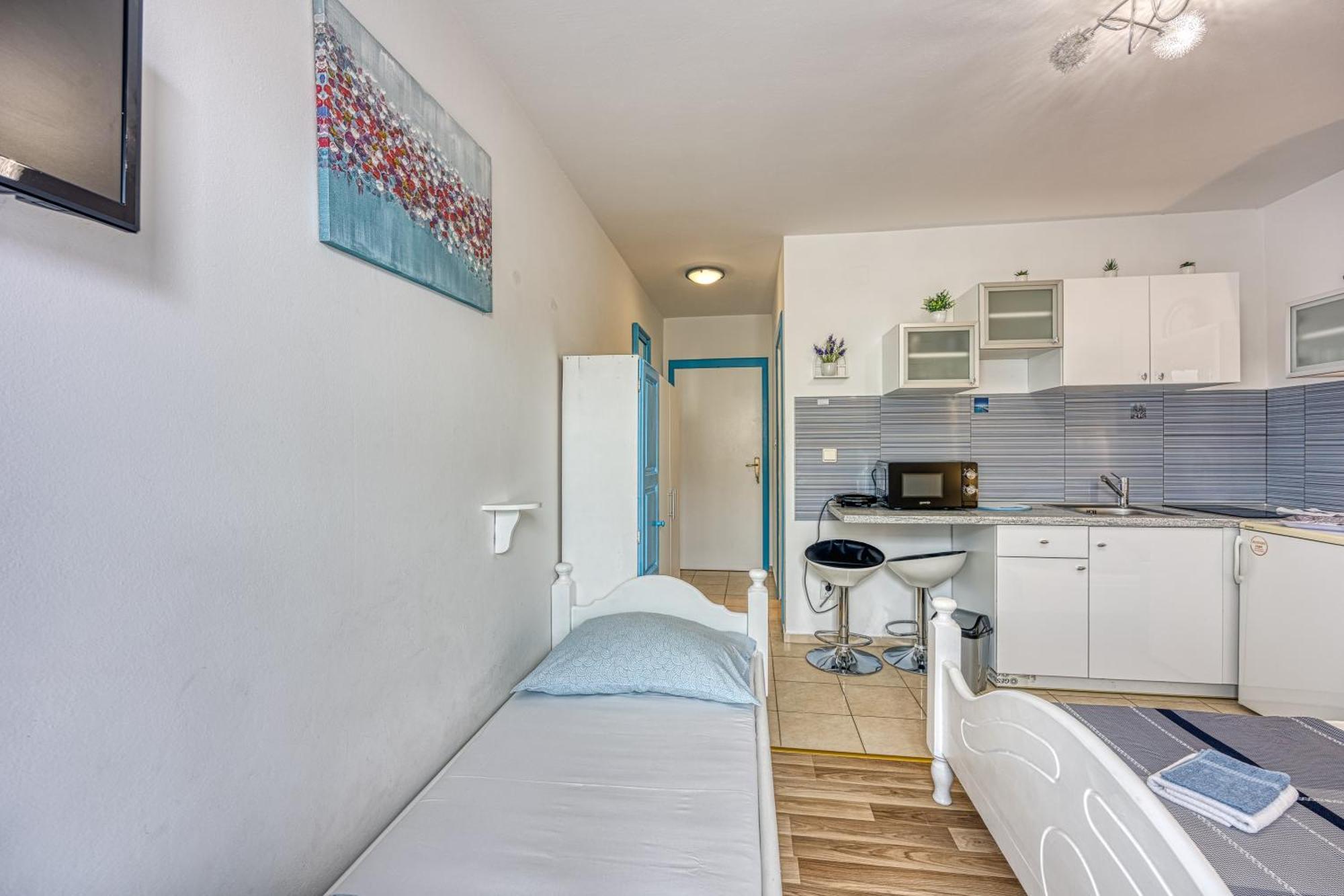 Studio Apartmani Ivanda Makarska Ngoại thất bức ảnh